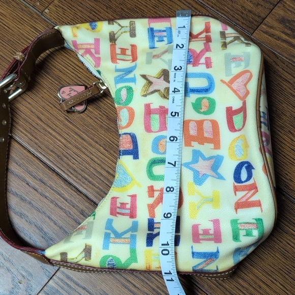 DOONEY & BOURKE - Crayon "It Girl" Bucket Bag - Picture 14 of 16